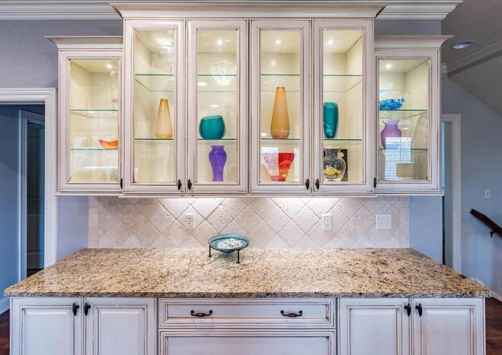 Installing Kitchen Cabinets