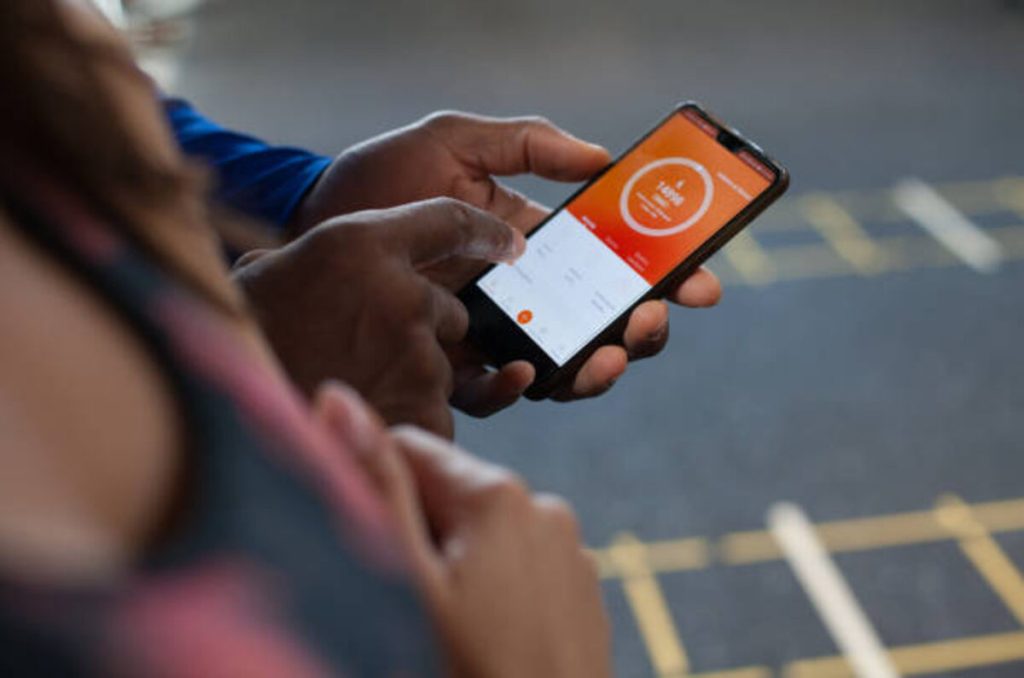 how to enter referral code in helo app (1)