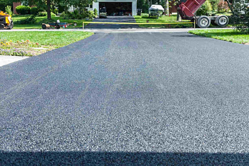 Selecting the Right Asphalt Contractor